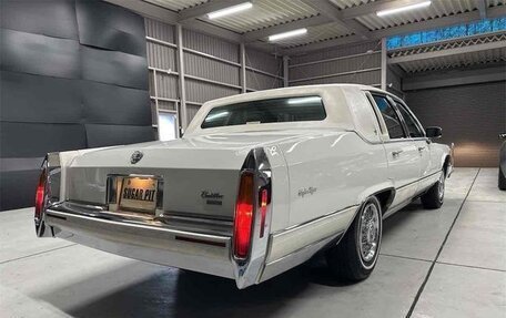 Cadillac Fleetwood I, 1992 год, 6 800 000 рублей, 5 фотография