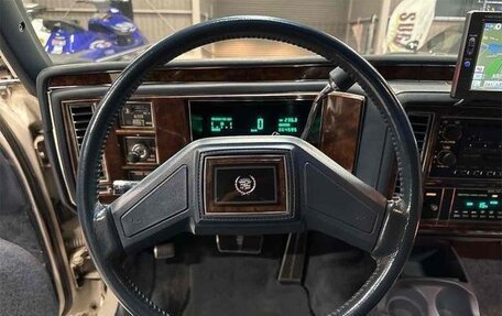 Cadillac Fleetwood I, 1992 год, 6 800 000 рублей, 22 фотография