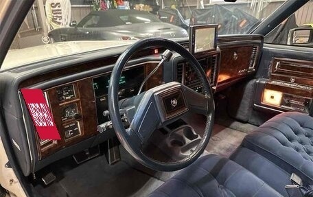 Cadillac Fleetwood I, 1992 год, 6 800 000 рублей, 20 фотография