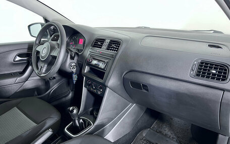 Volkswagen Polo VI (EU Market), 2013 год, 725 000 рублей, 10 фотография