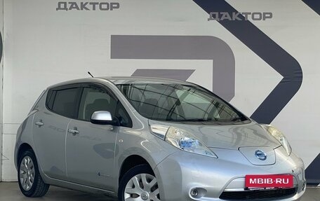 Nissan Leaf I, 2015 год, 980 000 рублей, 3 фотография