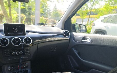 Mercedes-Benz B-Класс, 2012 год, 1 015 000 рублей, 16 фотография