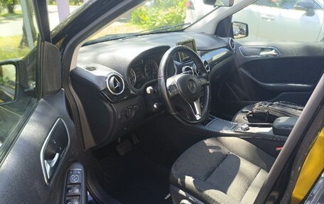 Mercedes-Benz B-Класс, 2012 год, 1 015 000 рублей, 26 фотография