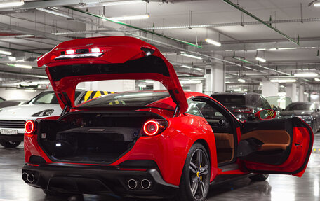 Ferrari Portofino, 2019 год, 19 500 000 рублей, 37 фотография
