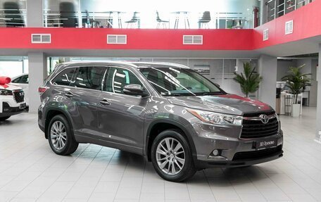 Toyota Highlander III, 2014 год, 2 550 000 рублей, 3 фотография