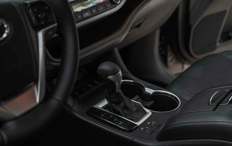 Toyota Highlander III, 2014 год, 2 550 000 рублей, 12 фотография