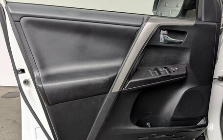 Toyota RAV4, 2016 год, 2 750 000 рублей, 19 фотография