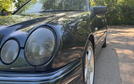 Mercedes-Benz E-Класс, 1997 год, 460 000 рублей, 2 фотография