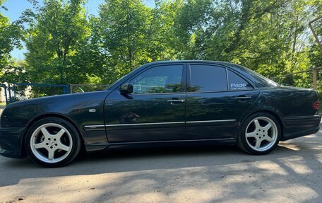 Mercedes-Benz E-Класс, 1997 год, 460 000 рублей, 4 фотография