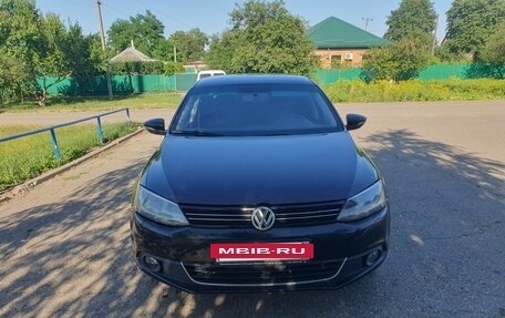 Volkswagen Jetta VI, 2013 год, 640 000 рублей, 3 фотография