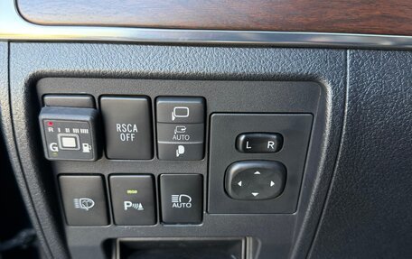 Toyota Land Cruiser 200, 2019 год, 8 200 000 рублей, 6 фотография
