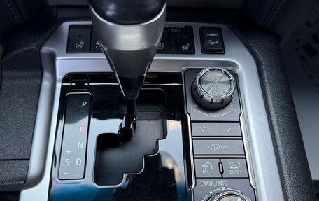 Toyota Land Cruiser 200, 2019 год, 8 200 000 рублей, 10 фотография