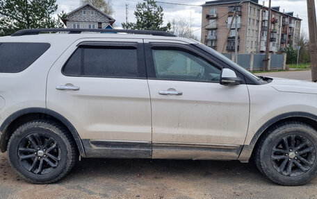 Ford Explorer VI, 2012 год, 1 099 000 рублей, 8 фотография