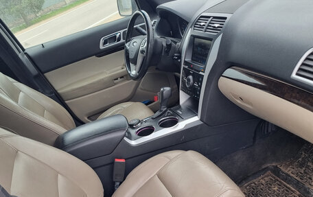 Ford Explorer VI, 2012 год, 1 099 000 рублей, 9 фотография