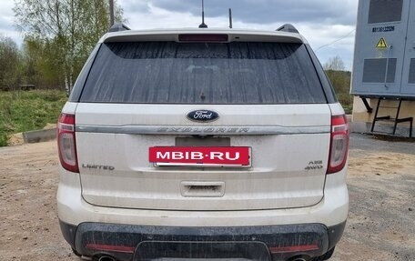 Ford Explorer VI, 2012 год, 1 099 000 рублей, 4 фотография