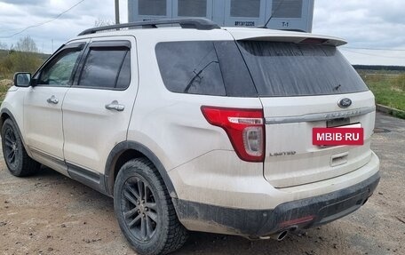Ford Explorer VI, 2012 год, 1 099 000 рублей, 5 фотография