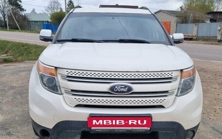 Ford Explorer VI, 2012 год, 1 099 000 рублей, 3 фотография