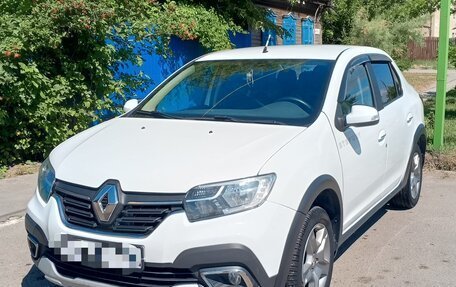 Renault Logan II, 2020 год, 1 240 000 рублей, 1 фотография