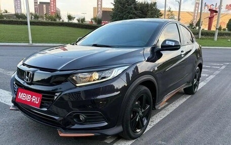 Honda Vezel, 2022 год, 1 313 000 рублей, 1 фотография