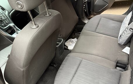 Opel Astra J, 2012 год, 720 000 рублей, 13 фотография