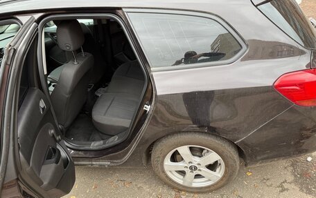Opel Astra J, 2012 год, 720 000 рублей, 14 фотография