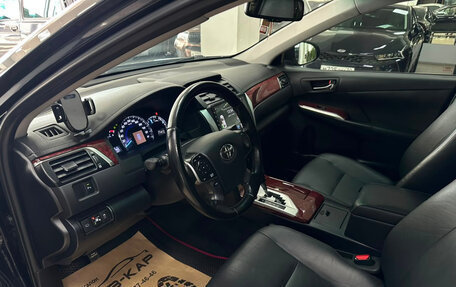 Toyota Camry, 2014 год, 1 950 000 рублей, 13 фотография