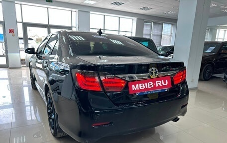 Toyota Camry, 2014 год, 1 950 000 рублей, 8 фотография