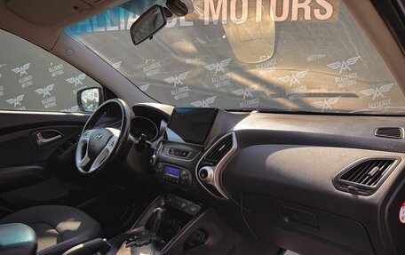Hyundai ix35 I рестайлинг, 2012 год, 1 120 000 рублей, 24 фотография