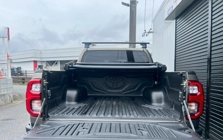 Toyota Hilux VIII, 2022 год, 4 320 000 рублей, 6 фотография
