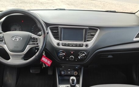Hyundai Solaris II рестайлинг, 2021 год, 1 430 000 рублей, 17 фотография