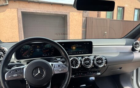 Mercedes-Benz CLA, 2021 год, 4 000 000 рублей, 10 фотография