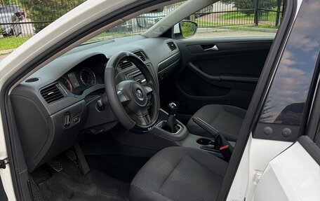 Volkswagen Jetta VI, 2014 год, 890 000 рублей, 8 фотография