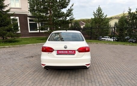 Volkswagen Jetta VI, 2014 год, 890 000 рублей, 3 фотография