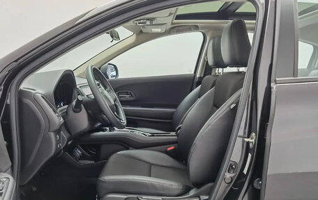 Honda Vezel, 2022 год, 1 273 000 рублей, 5 фотография