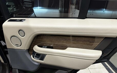 Land Rover Range Rover IV рестайлинг, 2018 год, 5 500 000 рублей, 22 фотография