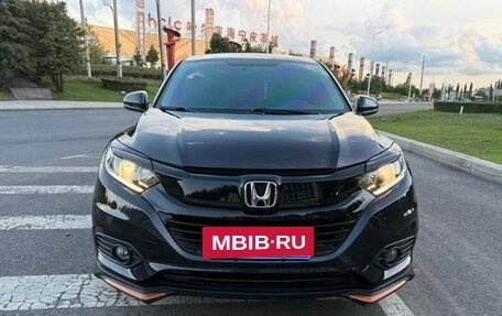 Honda Vezel, 2022 год, 1 313 000 рублей, 2 фотография