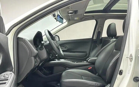 Honda Vezel, 2022 год, 1 344 000 рублей, 7 фотография