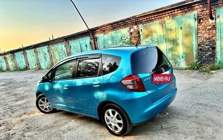 Honda Fit III, 2008 год, 700 000 рублей, 5 фотография