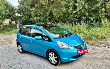 Honda Fit III, 2008 год, 700 000 рублей, 14 фотография