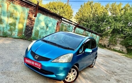 Honda Fit III, 2008 год, 700 000 рублей, 22 фотография