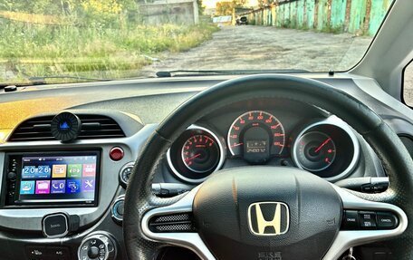 Honda Fit III, 2008 год, 700 000 рублей, 32 фотография