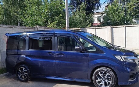 Honda Stepwgn IV, 2019 год, 2 500 000 рублей, 5 фотография