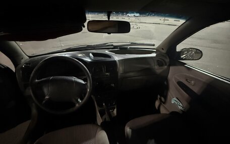 KIA Rio II, 2002 год, 90 000 рублей, 7 фотография