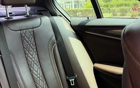 BMW 5 серия, 2018 год, 3 950 000 рублей, 17 фотография