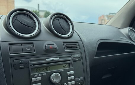Ford Fiesta, 2007 год, 250 000 рублей, 10 фотография