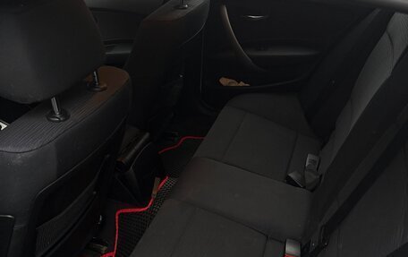 BMW 1 серия, 2011 год, 660 000 рублей, 10 фотография