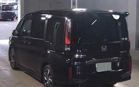 Honda Stepwgn IV, 2018 год, 2 050 000 рублей, 3 фотография