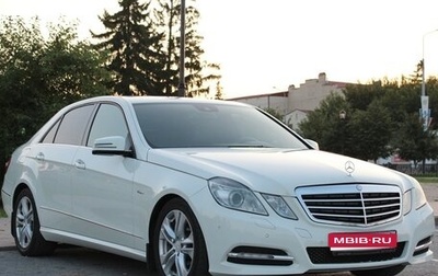 Mercedes-Benz E-Класс, 2011 год, 1 900 000 рублей, 1 фотография