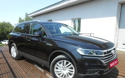 Volkswagen Touareg III, 2018 год, 4 380 000 рублей, 1 фотография