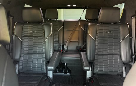 Cadillac Escalade V, 2023 год, 8 500 000 рублей, 12 фотография